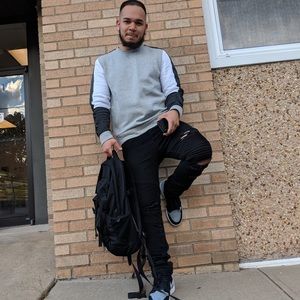 Meet your Posher, Don